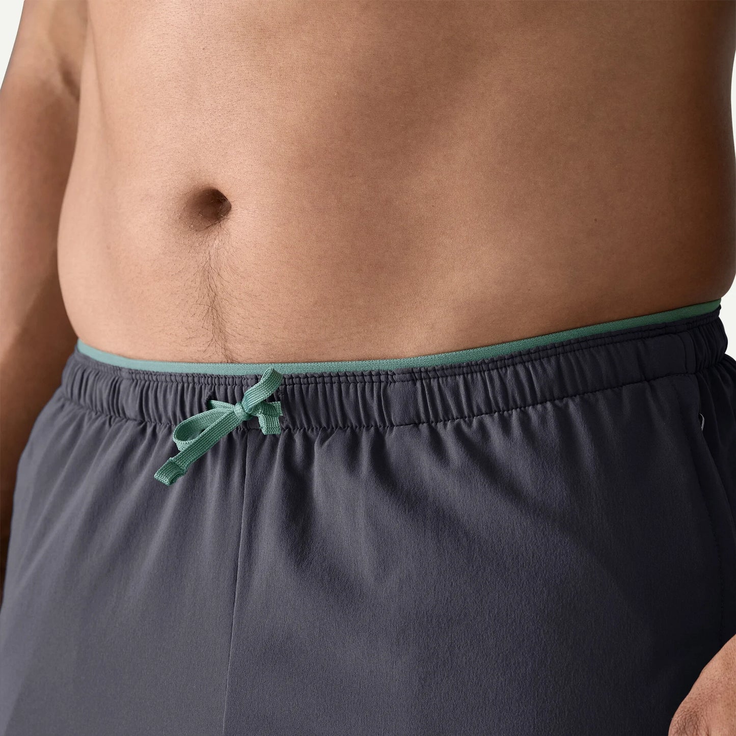 Men's Multi Trails Shorts - 8" - US 8989