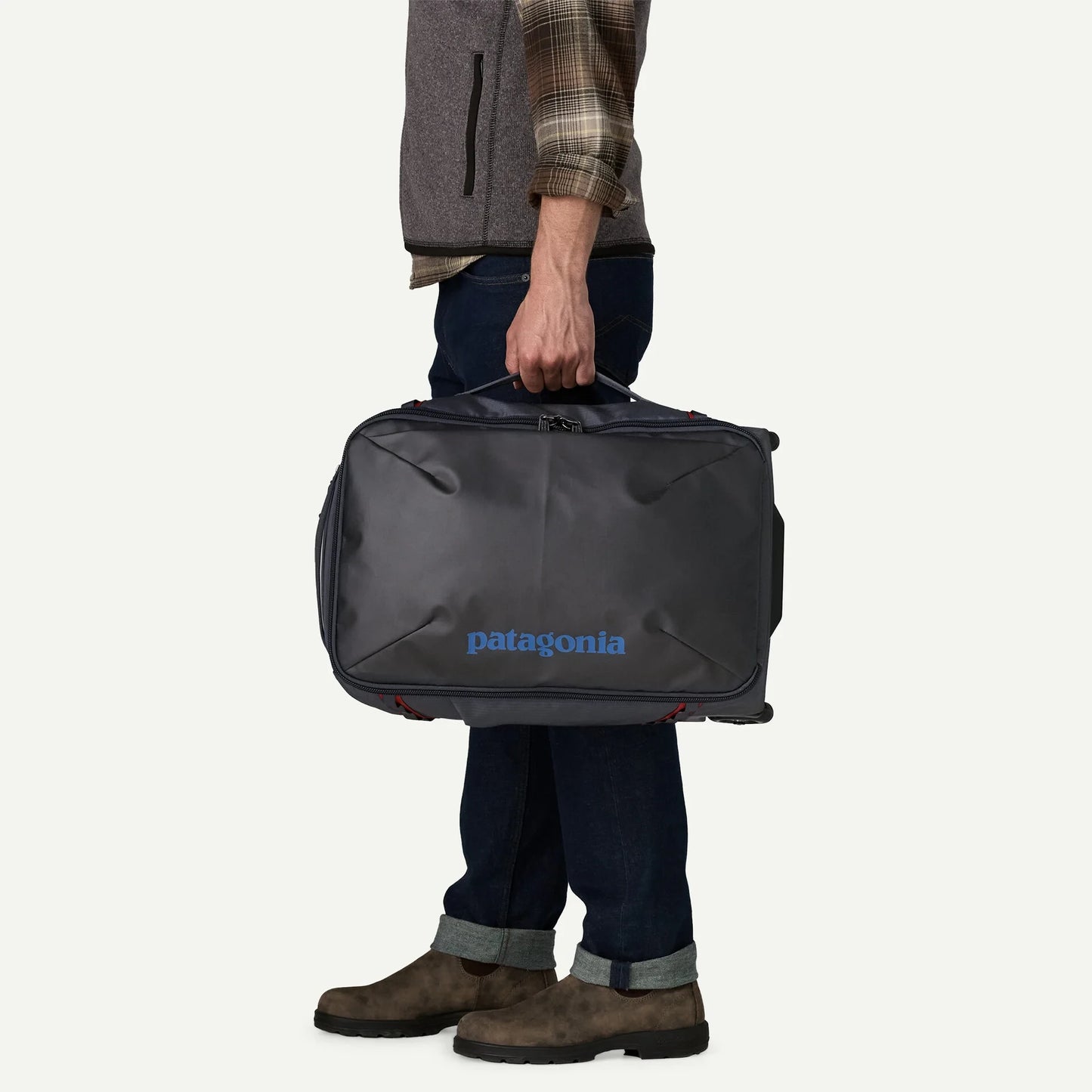 Black Hole® MLC® Wheelie 34L - US 4845