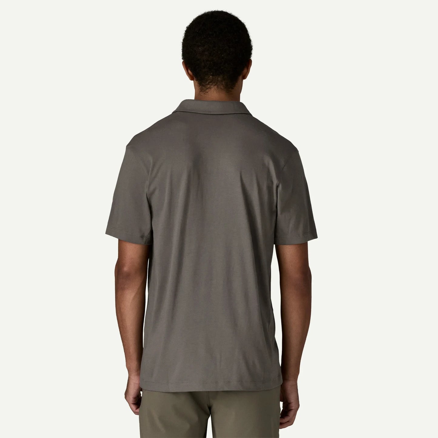 Men's Essential Polo Shirt - US 8425