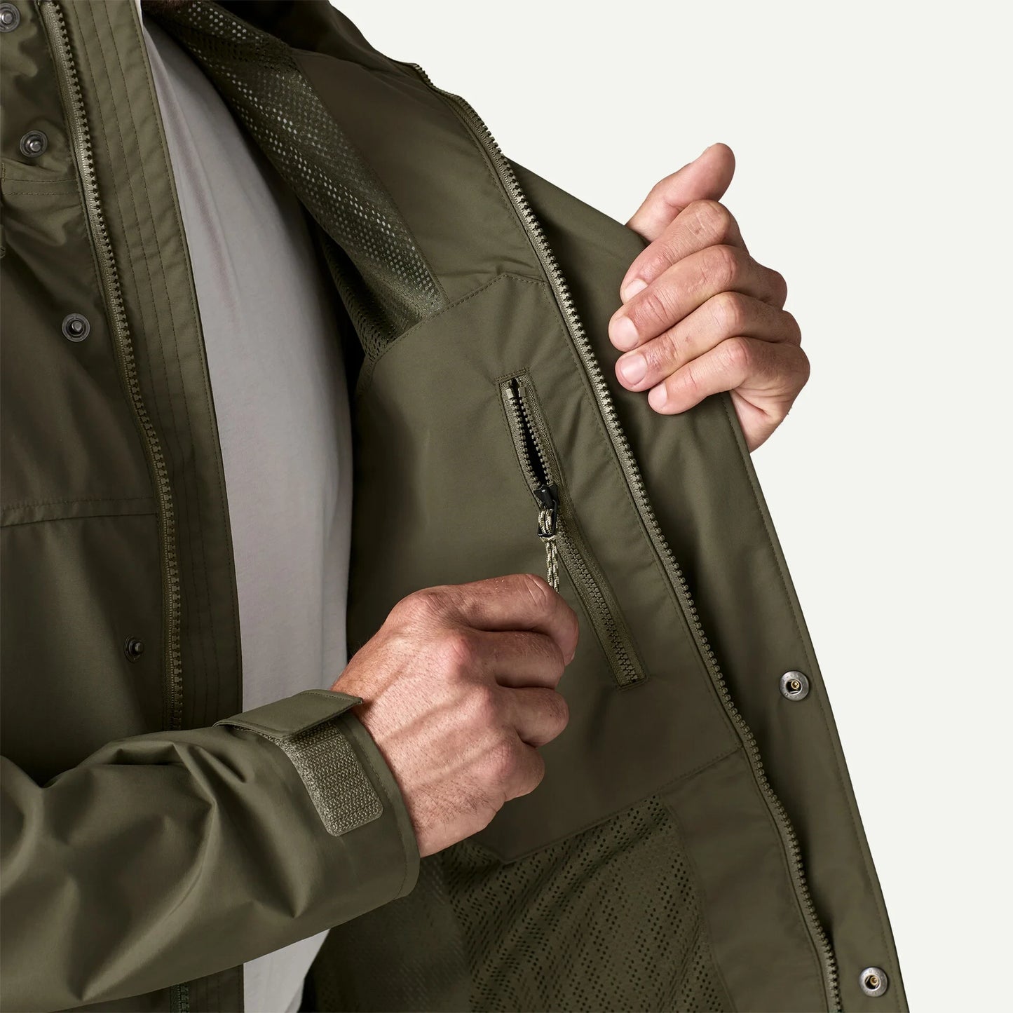 Men's Outdoor Everyday Rain Jacket - US 4397