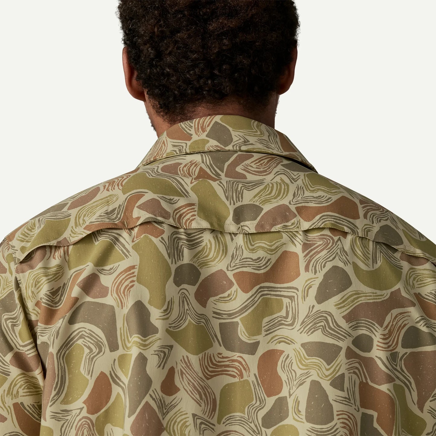Men's Short-Sleeved Self-Guided Sun Shirt - US 9923