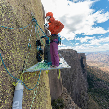 Women's Free Wall Pants - US 7900
