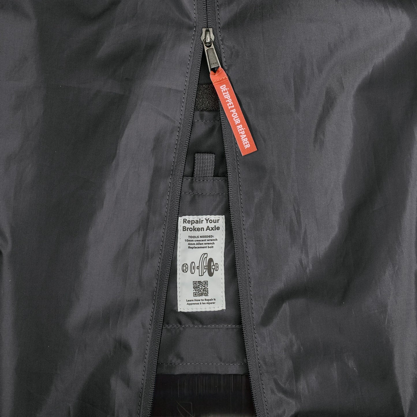 Black Hole® Wheeled Duffel 70L - US 8211